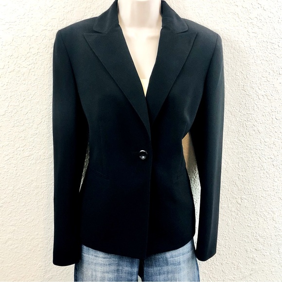 Jones Studio Separates Jackets & Blazers - Jones Studio Lined Black Blazer